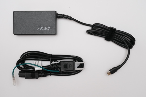 世界最軽量の16型モバイルノートAcer「Swift Air 16」実機レビュー