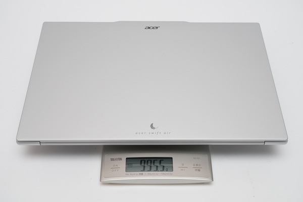 世界最軽量の16型モバイルノートAcer「Swift Air 16」実機レビュー