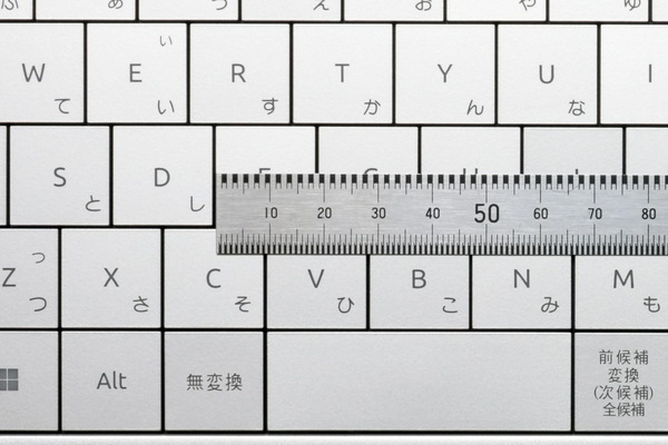 世界最軽量の16型モバイルノートAcer「Swift Air 16」実機レビュー