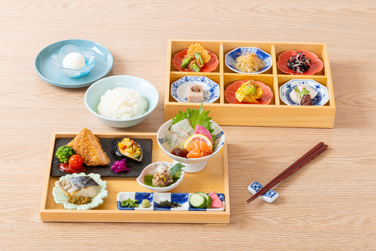 「象印食堂東京店」の海の幸御膳（鯛茶漬け付）