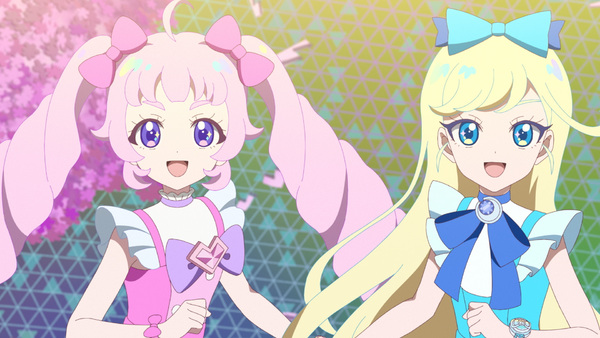 『映画ひみつのアイプリ まんかいバズリウムライブ！』