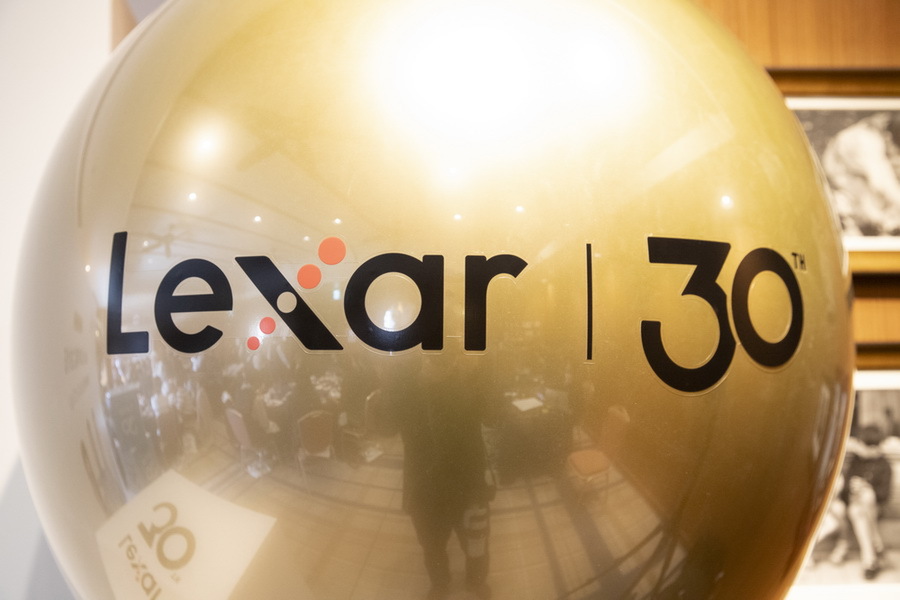 LexarがSILVER PLUS microSD 2TBを発表