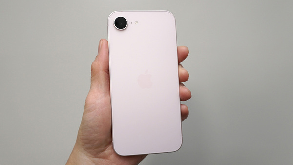 【iPhone 17eレビュー】見事に10万円を切った「上質入門機」