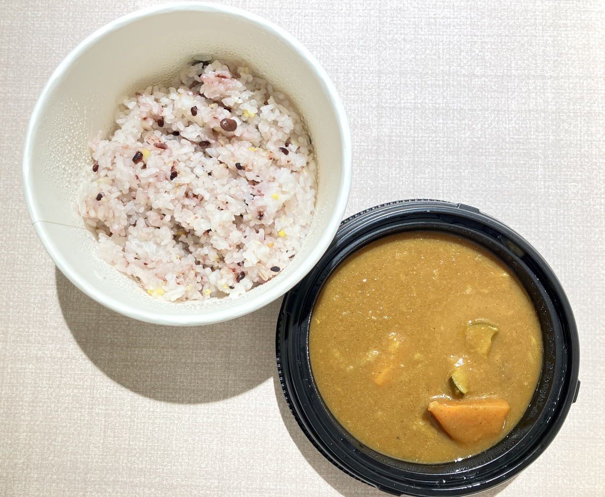 「キッチン楽」の「精進カレー」