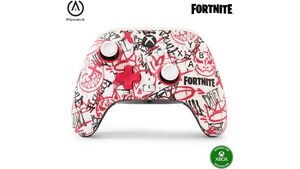 Xboxワイヤレスコントローラー＋4つの背面ボタンで“カスタム操作”＝これ便利！