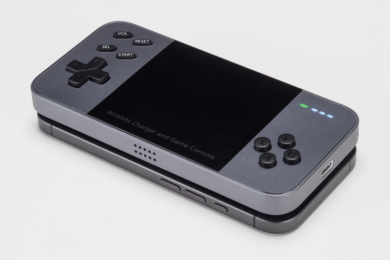 はあああ？ゲーム機じゃないのかよ！遊べるモバイルバッテリーが最高