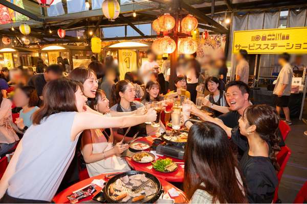 自由に作れるタコスバーが新登場！100種類以上食べ飲み放題のビアガーデンがもうオープン