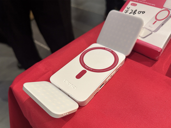 Ulanzi GL01 Glow up撮影ライト