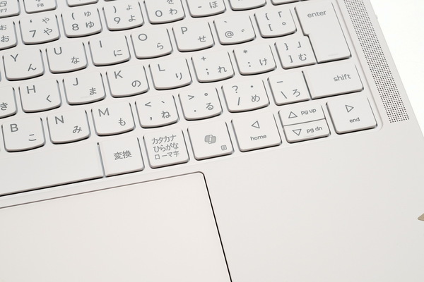 「Yoga Slim 7i Ultra Gen 11 Aura Edition」実機レビュー