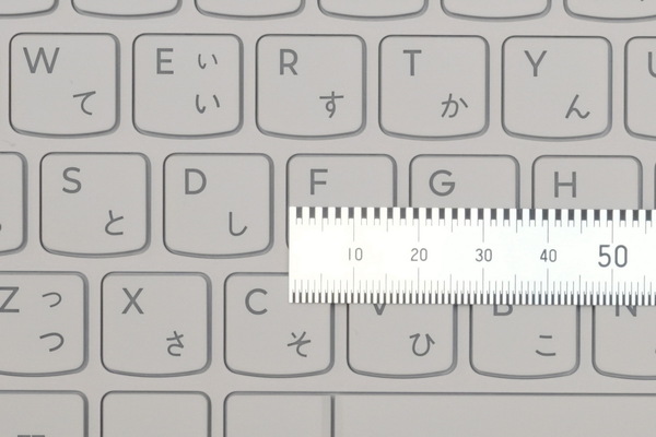 「Yoga Slim 7i Ultra Gen 11 Aura Edition」実機レビュー