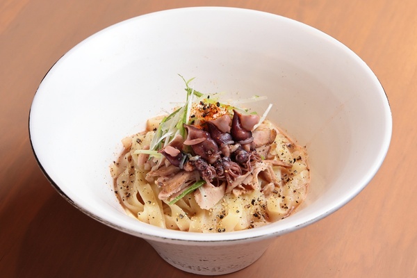 「ホタルイカのまぜ麺」(1200円)