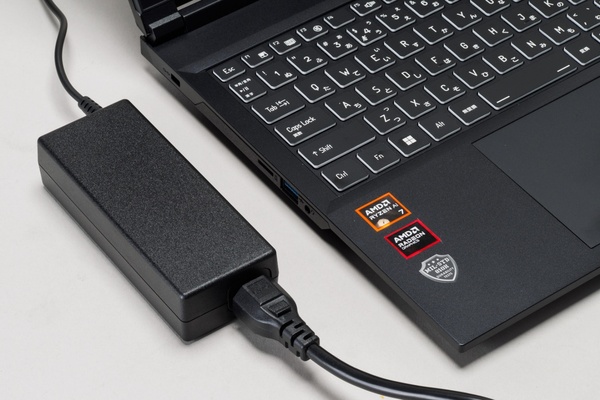 STYLE-15FHA21-R7A-UCSX