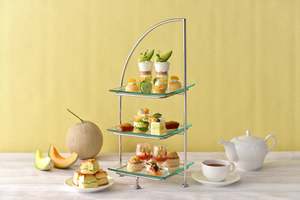 ヨコハマ グランド インターコンチネンタル ホテル、「メロンのアフタヌーンティー」が季節限定で登場