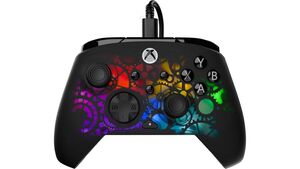 オシャレすぎるXboxコントローラー！ 歯車のデザイン、とにかく光るRGBライティングがヤバい