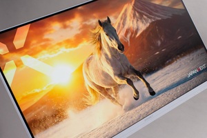 情報量はフルHDの約9.8倍！6K（6016×3384ドット）の31.5型ディスプレーはうっとりするほどキレイだった、でもお値段は……