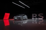 アウディ、5気筒エンジン50周年を祝う限定車 カーボン尽くしの「RS 3 competition limited」