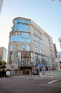 ひょうちゃんも乾杯!? 崎陽軒本店30周年で“飲み放題付きランチバイキング”が登場！