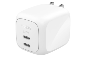 ノートPCもスマホもこれ1台。Belkinの2ポート充電器、セールだから買っちゃう？