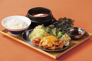 旨辛、熱々！タッカルビ×スンドゥブ定食が最強みある