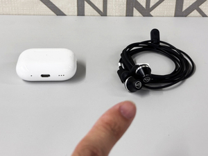 俺なら絶対こっち！ テレカン用イヤホン「Type-C直挿し＆ノイキャン付き」が“バッテリー切れの絶望”とおさらばできる、こいつが仕事の正解だ