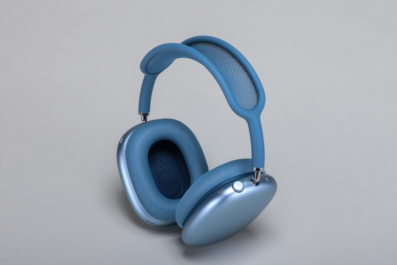 【即購入歓迎】apple AirPods Max 第二世代　ブルー ほぼ新品 5年半待って良かった！ 新型AirPods MaxはUSB-C対応、H2チップの強力