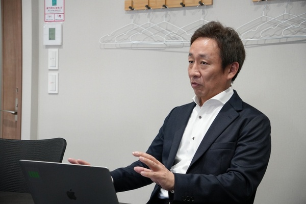 いいオフィス、JAPANNEXT