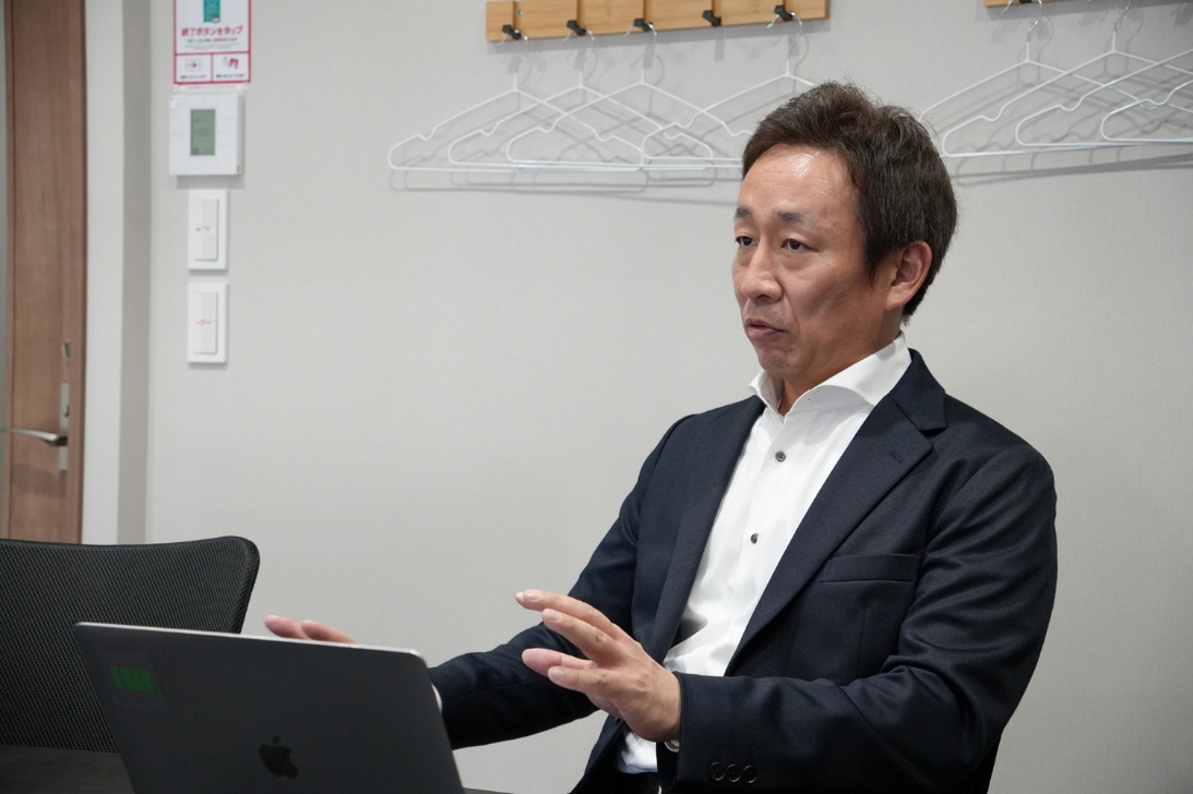 いいオフィス、JAPANNEXT