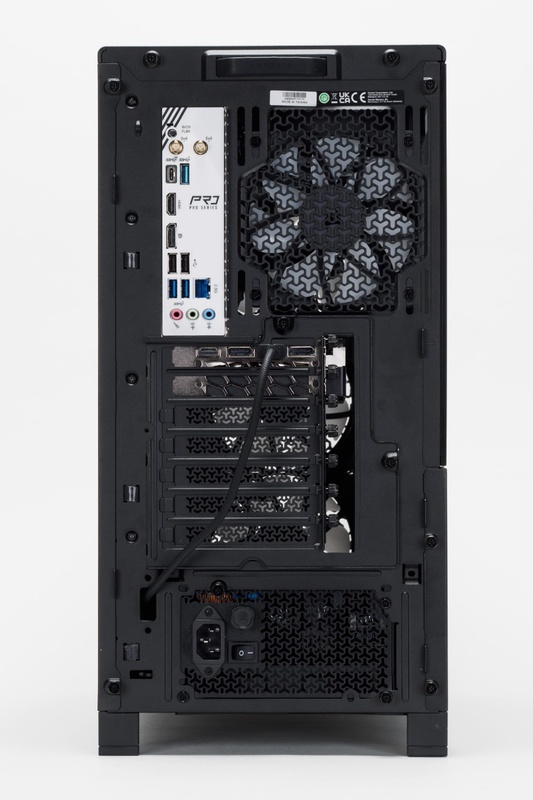 14.5型タッチ液晶を搭載するデスクトップのゲーミングPCだって!?最高