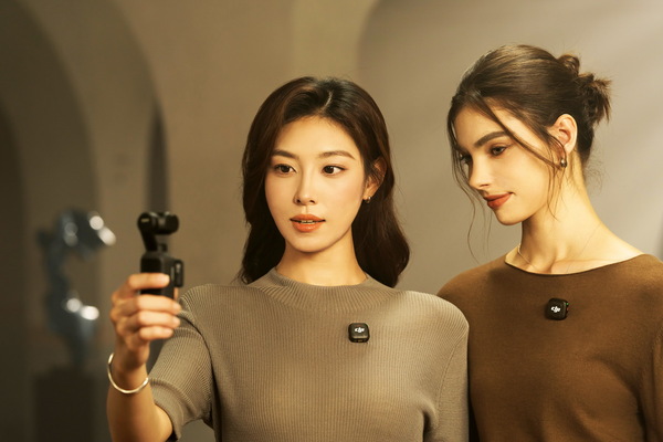 DJIが「Osmo Pocket 4」発表