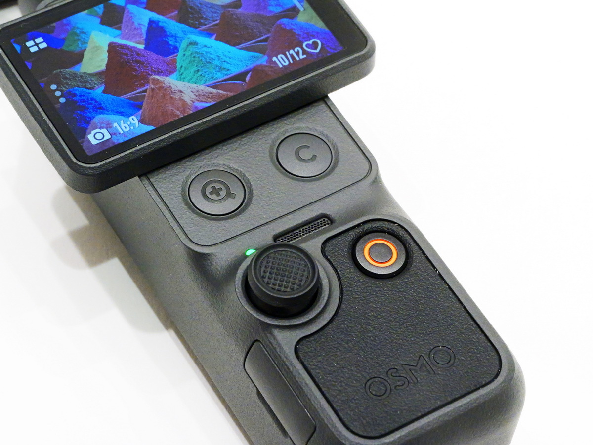 DJIが「Osmo Pocket 4」発表