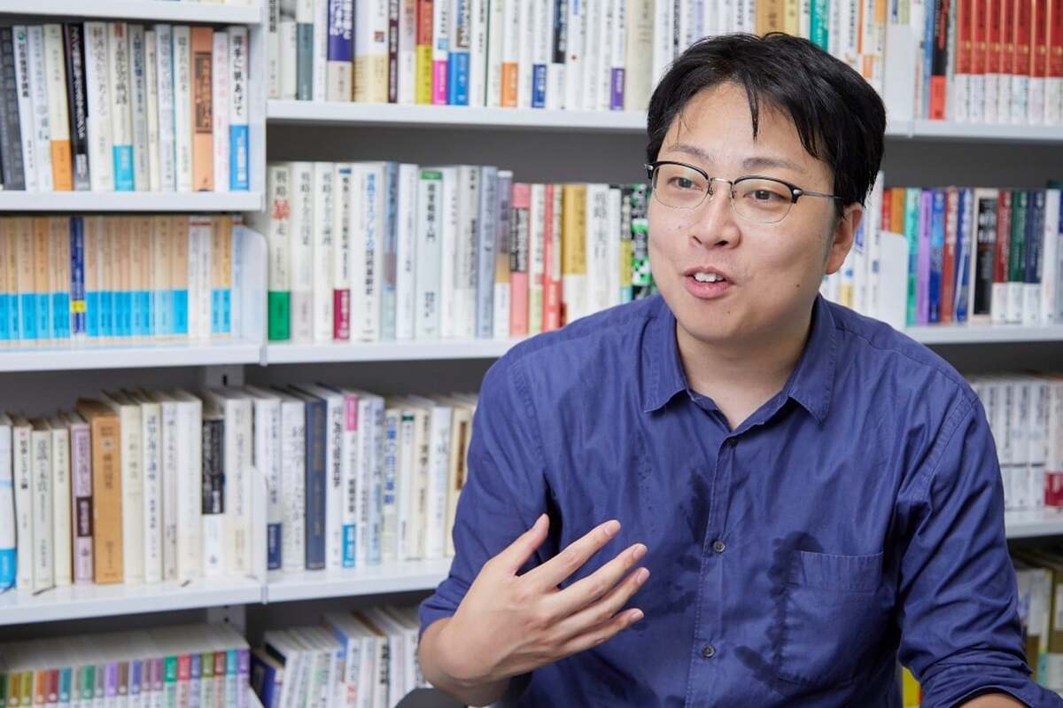【慶應義塾大学准教授・岩尾俊兵氏】老舗企業に眠る500兆円市場を再起動せよ。気鋭の学者が社長として仕掛ける「日本覚醒プラットフォーム」