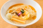 エビ＆貝のピュアな冷製スープはグビグビ飲める♪ 福岡の名店「らーめん はや川 高宮本店」のNEW冷やしラーメン
