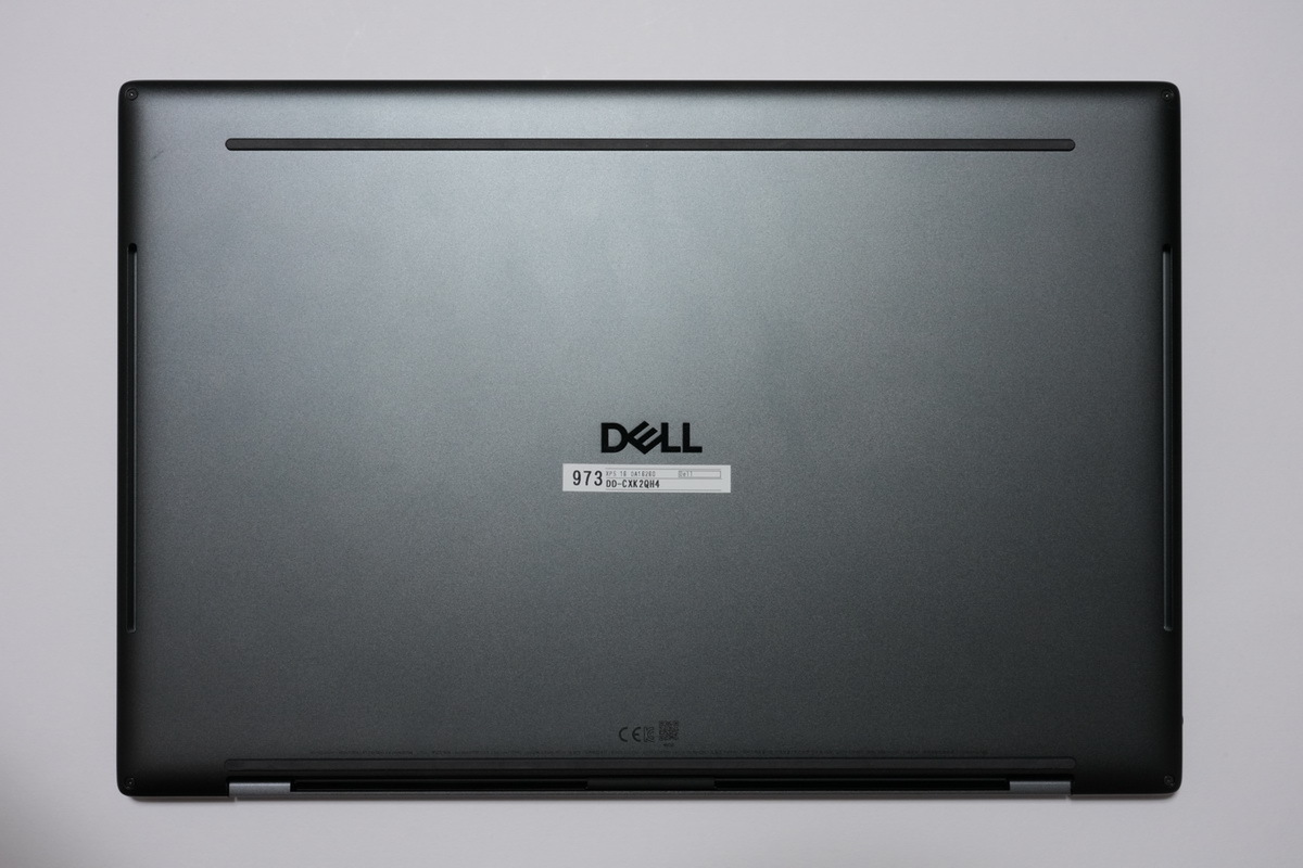 Dellのフラッグシップノート「XPS16」実機レビュー