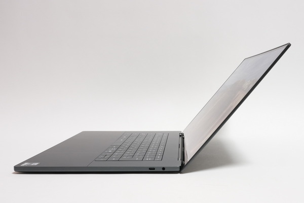 Dellのフラッグシップノート「XPS16」実機レビュー