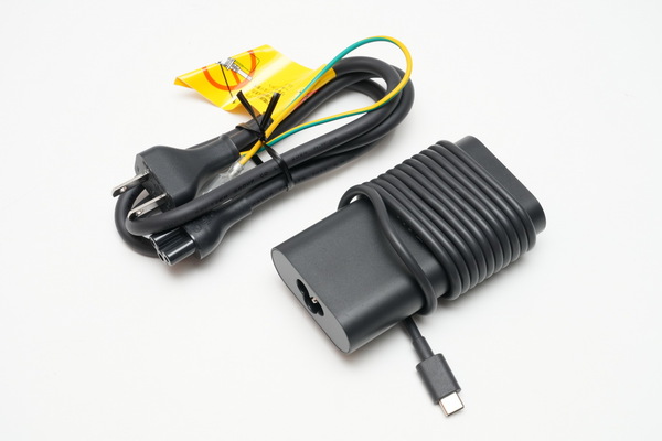 Dellのフラッグシップノート「XPS16」実機レビュー