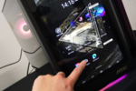 これが俺の未来パソコン！フロント全面液晶にマイク＆スピーカー内蔵でAIと会話しながらゲームできるぞ