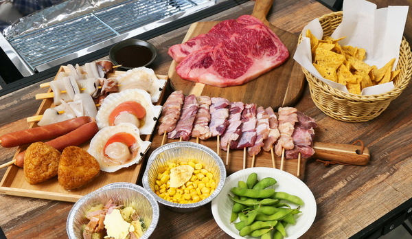 新宿駅前に屋外BBQ「URBAN EARTH BBQ 新宿Flags店」開店