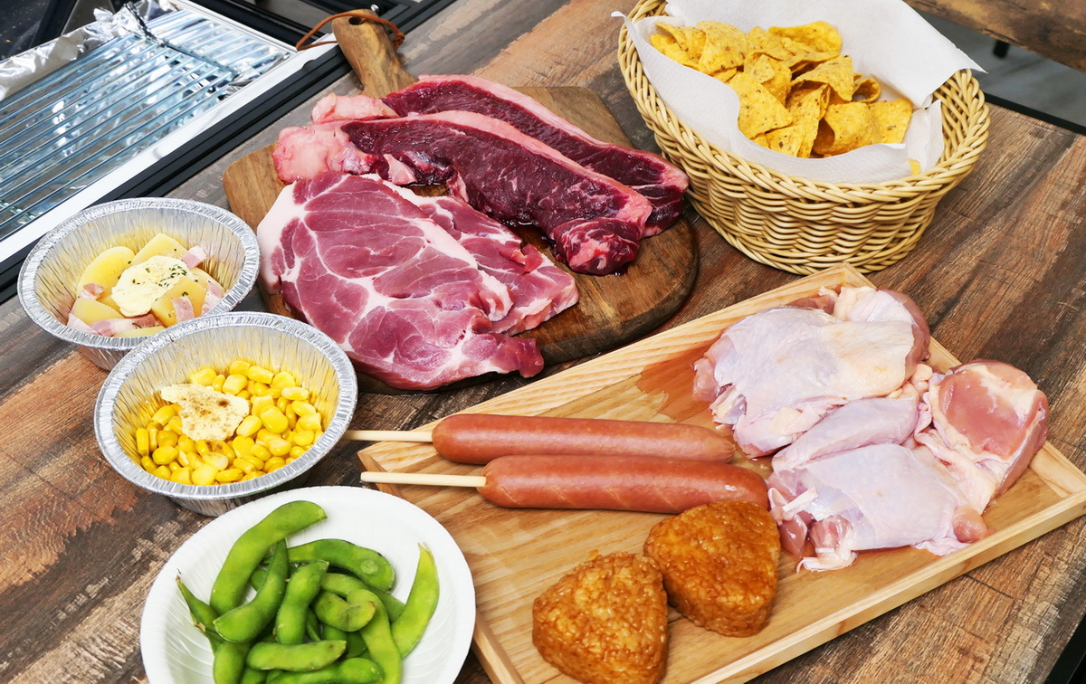 新宿駅前に屋外BBQ「URBAN EARTH BBQ 新宿Flags店」開店