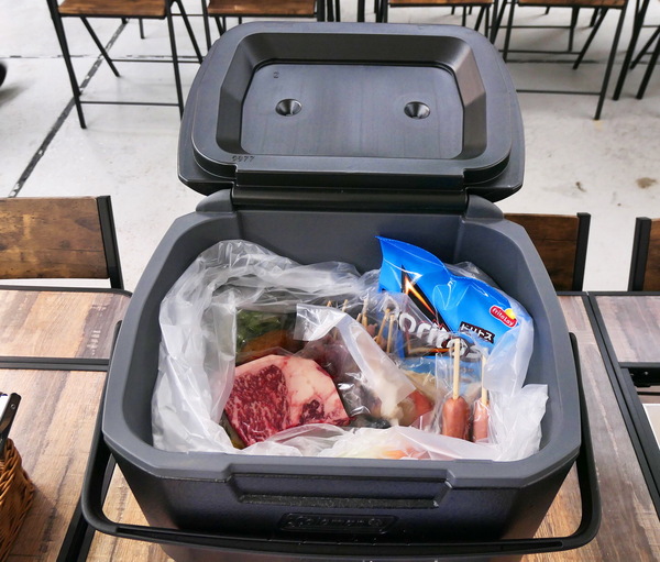 新宿駅前に屋外BBQ「URBAN EARTH BBQ 新宿Flags店」開店