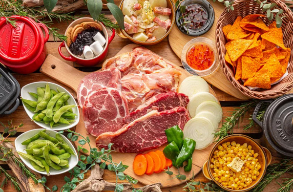 新宿駅前に屋外BBQ「URBAN EARTH BBQ 新宿Flags店」開店