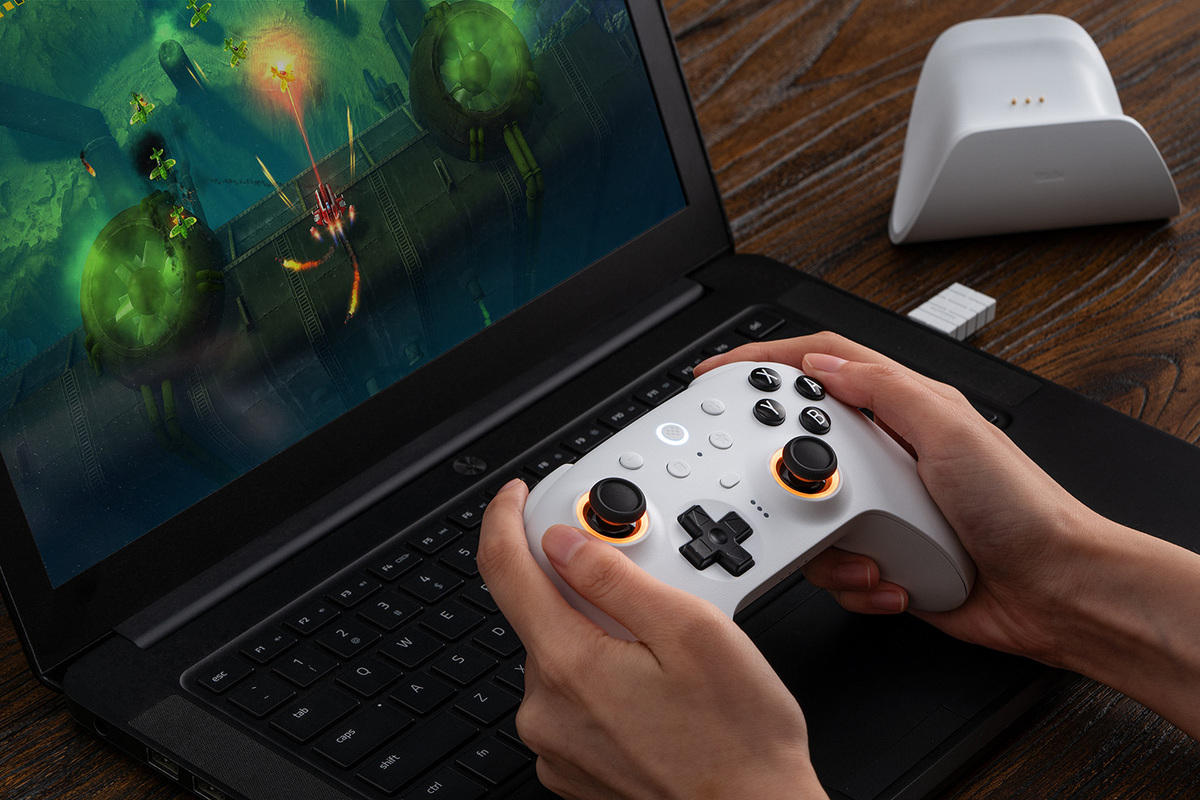 8BitDo Ultimate 2 Bluetooth Controller