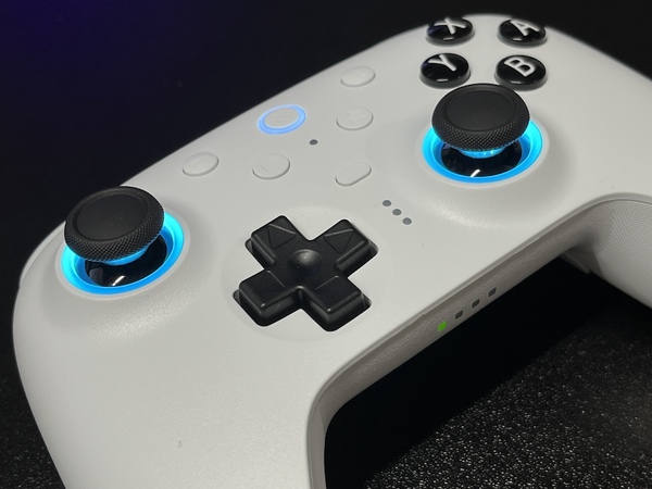 8BitDo Ultimate 2 Bluetooth Controller