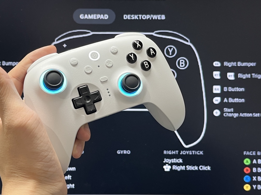 8BitDo Ultimate 2 Bluetooth Controller