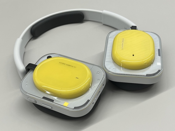 Nothing Headphone (a)