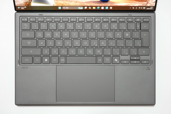 最強2画面ノート「ASUS Zenbook DUO UX8407」実機レビュー