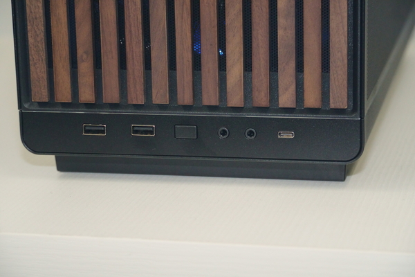 ZEFT G62BH