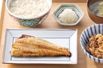 吉野家「牛ほっけ定食」スタート、これなにげにうれしい