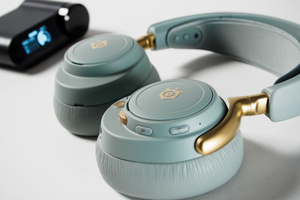 超高級ゲーミングヘッドセット「Arctis Nova Elite」、11万円という価格の価値はどこにあるのか