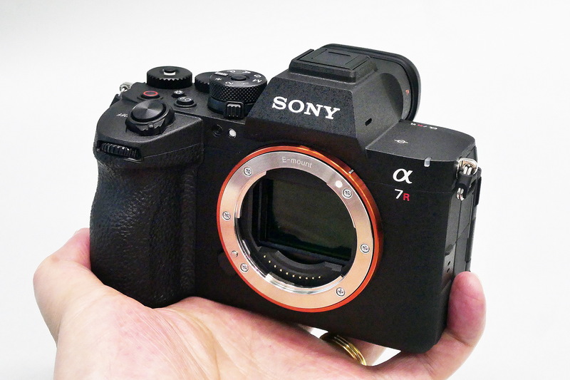6680万画素の積層型素子で高速連写も可能に＝ソニーが「α7RⅥ」発表