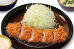 松のや、贅沢サイズ「丸太ヒレかつ」投入！ 厚くてサクサク、丸太のよう